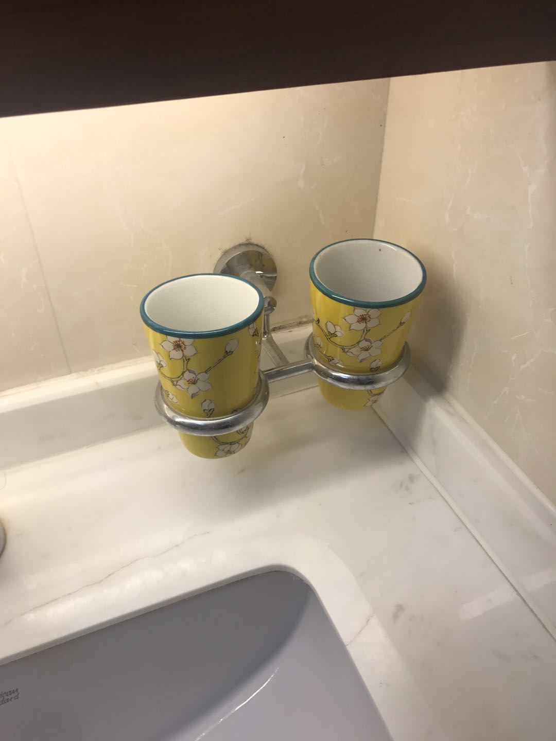 中午兄弟推荐我去的东莞高端精油足浴私人会馆,掀起漂亮的涟漪,治愈无华岁月!