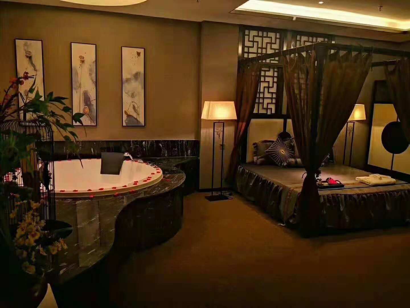 昨晚去了一次上海高级油压桑拿日式会馆,消费不高去了还想去